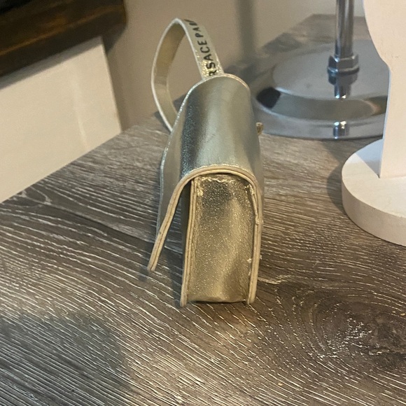 Versace Parfums Gold Mini Wristlet Wallet Bag with Strap 4” x 2.5” x 1” New Cond - Picture 6 of 6